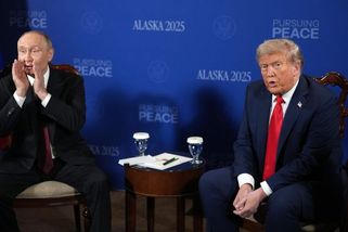 Fotky z Anchorage: Úsměvy, zdravice i nezvyklé ticho - Seznam Zprávy